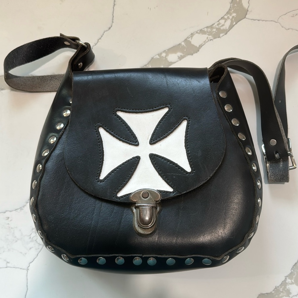 Leather cross body purse